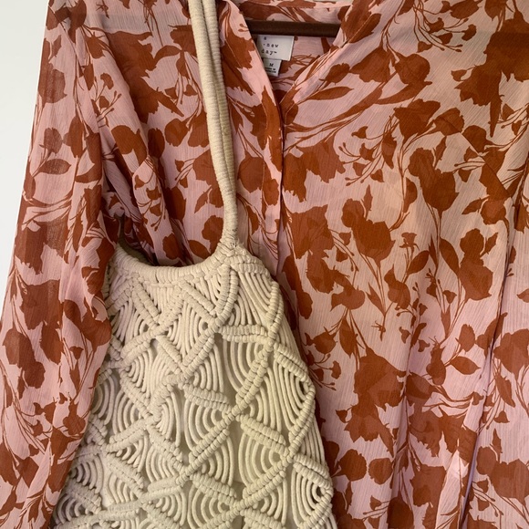 Blouse - Picture 4 of 10